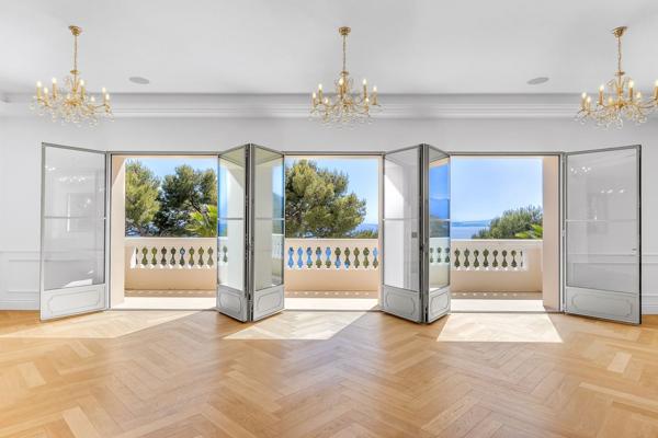 Vente Hôtel particulier Cap-d'Ail 9 Pièces 460 m²
