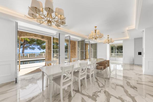Vente Hôtel particulier Cap-d'Ail 9 Pièces 460 m²