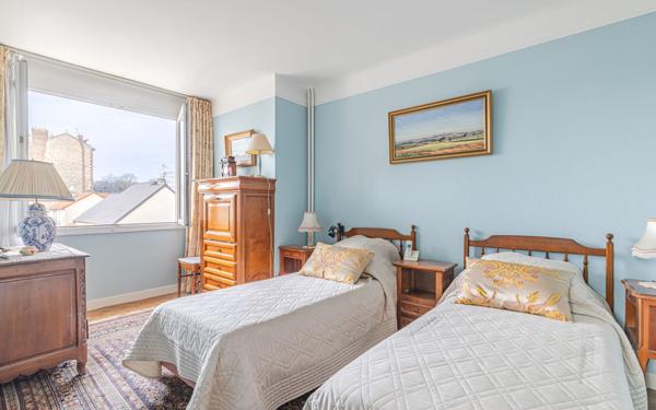 Appartement à vendre    3 pièces • 70,86 m2 Joinville-le-Pont