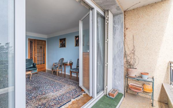 Appartement à vendre    3 pièces • 70,86 m2 Joinville-le-Pont