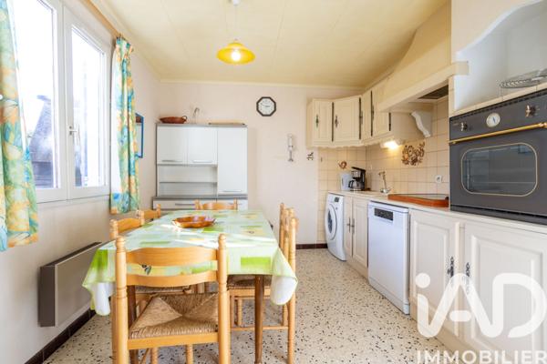 Maison à vendre 4 pièces 89 m² Estézargues