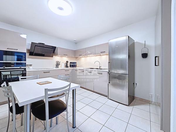 Appartement Longlaville 4 pièce(s) 108 m2