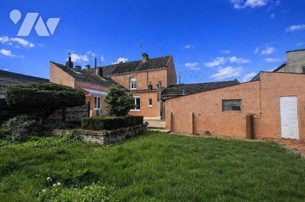 Maison à vendre à Pont-à-Vendin (62880) en Pas-de-Calais (62)

À Pont-à-Vendin, cette maison ...