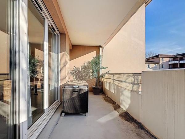 ✨ À vendre Brignais : Appartement T3 – 75 m² au calme – Terrasse – Garage – Cave
