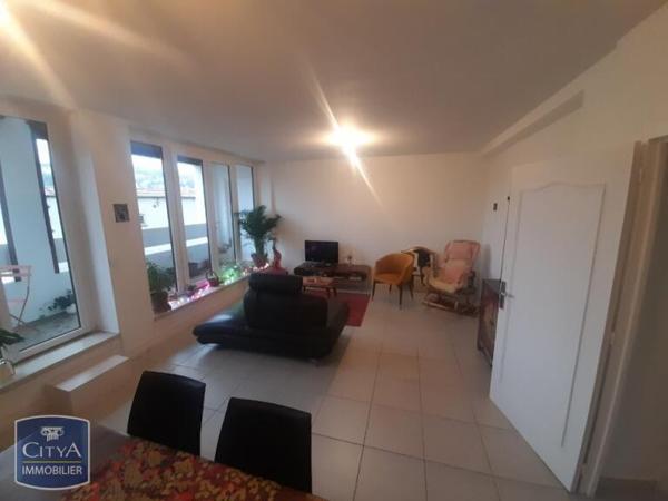 Appartement à louer 2 pièces 66.33m²