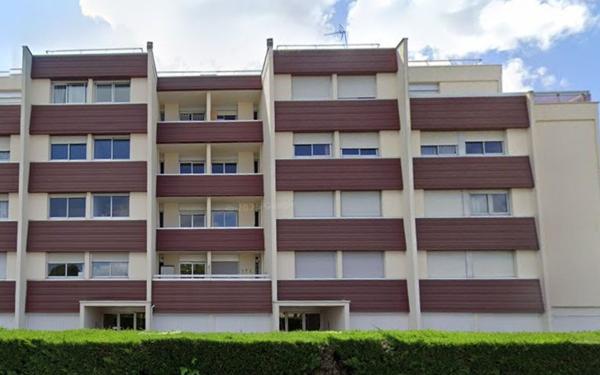 Appartement à louer    5 pièces •  Pessac