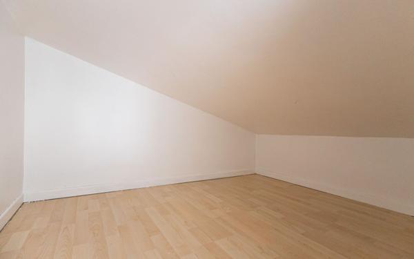 Maison à vendre    1 pièce •  La Rochelle