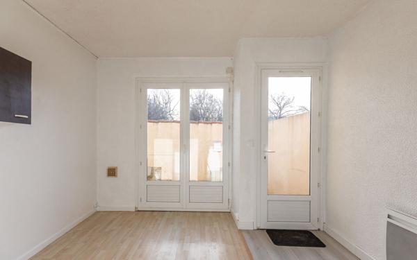 Maison à vendre    1 pièce •  La Rochelle