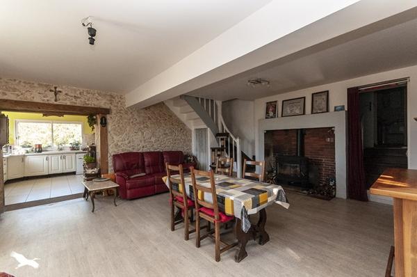 Maison à vendre |  Château-l'Évêque |  5 pièces | 140 m²