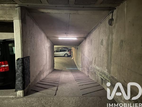 Parking à vendre 10 m² Paris 10