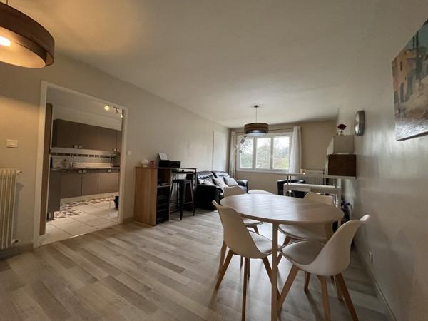 Appartement à vendre |  Saint-Priest |  3 pièces | 60 m²