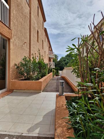 Appartement à vendre 1 pièce en rez-de-jardin