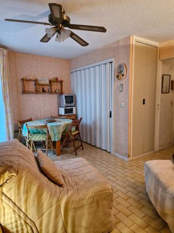 Appartement à vendre 1 pièce en rez-de-jardin