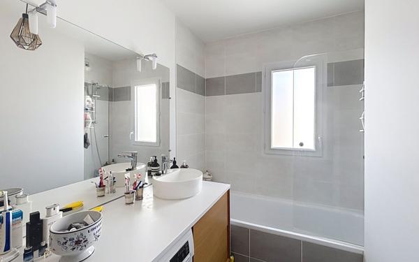 Appartement à vendre    3 pièces • 67,77 m2 Le Cannet