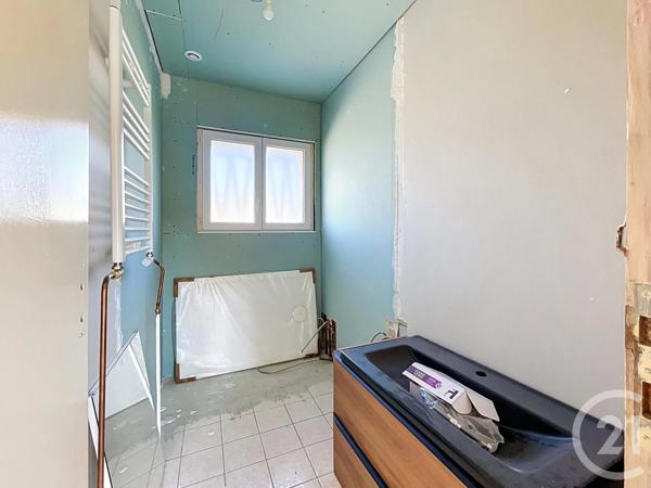 Maison à vendre  4 pièces - 88,93 m 2   DOGNEVILLE  - 88
