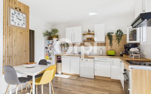 Maison à vendre    6 pièces •  Tourrettes