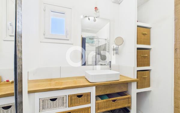 Maison à vendre    6 pièces •  Tourrettes