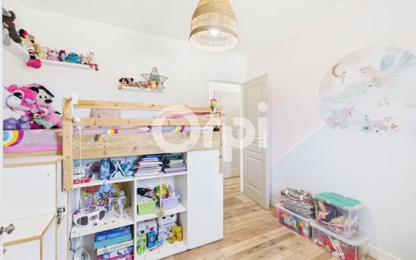 Maison à vendre    6 pièces •  Tourrettes