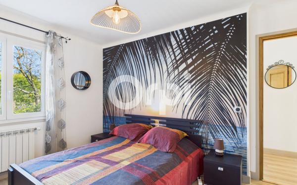 Maison à vendre    6 pièces •  Tourrettes