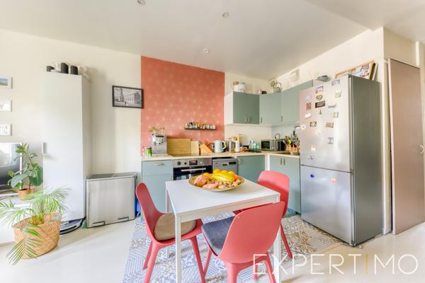 Issy-les-Moulineaux (92130) Cocon de charme en dernier étage