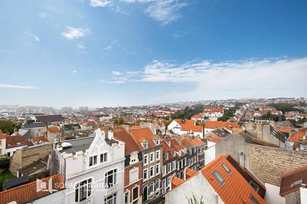 Maison à vendre 11 pièces 303.33m² Boulogne-sur-Mer (62200)