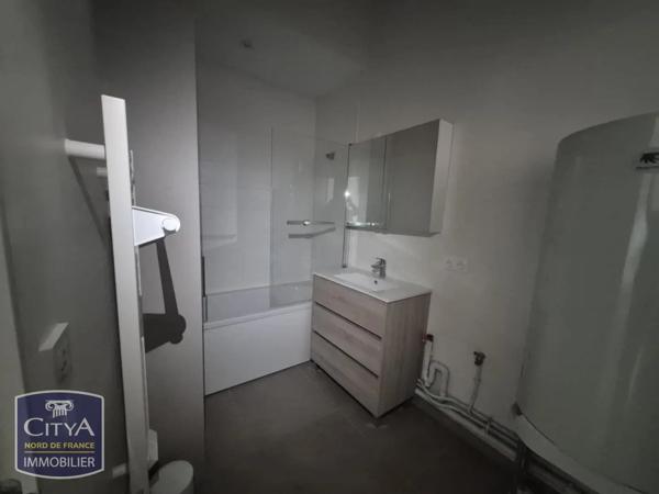 Appartement à louer 2 pièces 53.79m² Hazebrouck (59190)