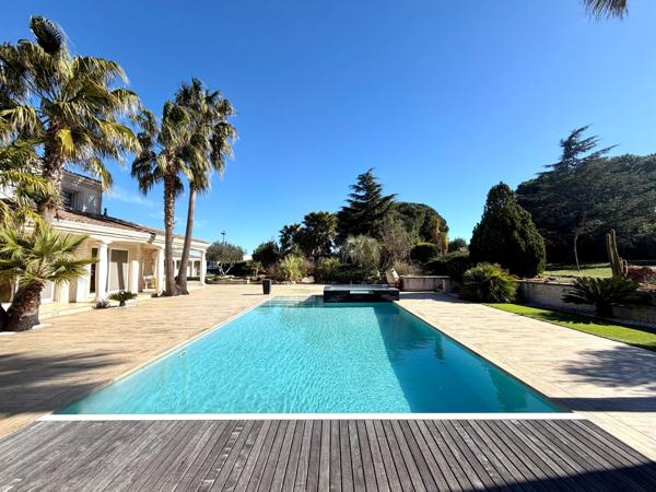 Vente Maison de luxe Agde 7 Pièces 266 m²