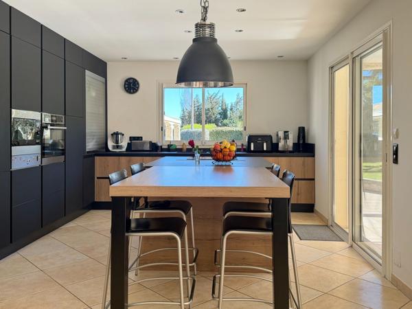 Vente Maison de luxe Agde 7 Pièces 266 m²