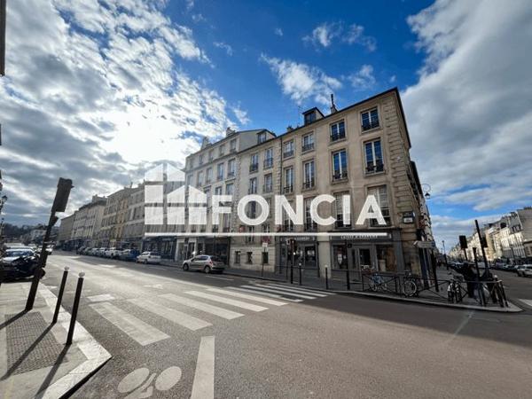 Location Studio 36.9 m² - 2 QUATER RUE ROYALE Versailles 78000