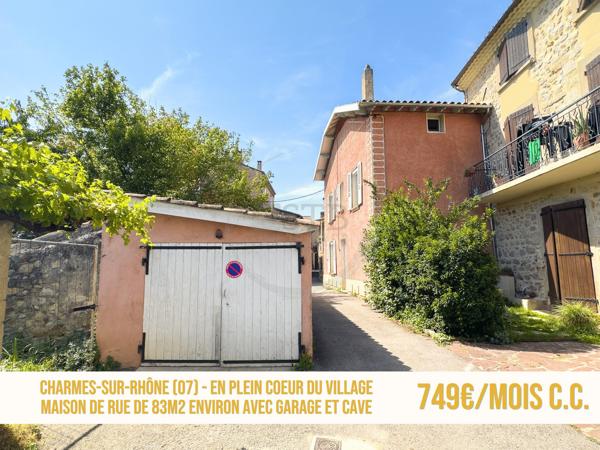 Maison de village de 83m2 environ sur 3 niveaux avec garage et cave