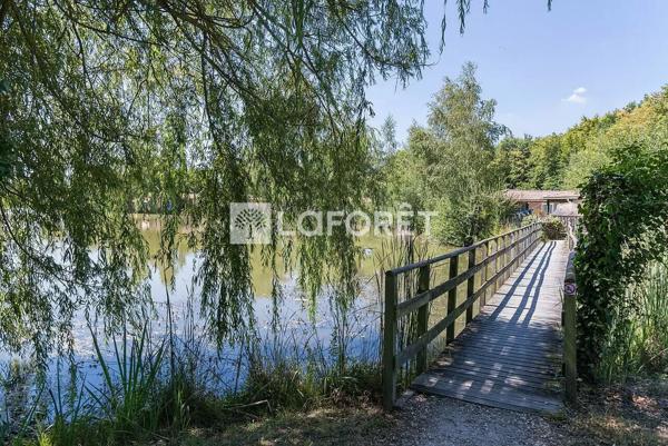 Location local commercial Gien - 2 500 €/mois