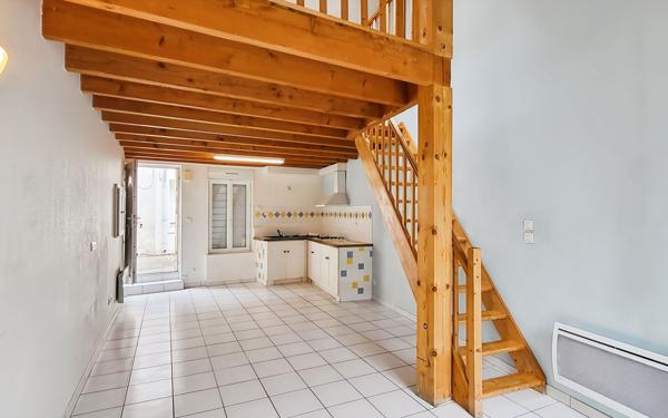 Maison à vendre    2 pièces •  Agen