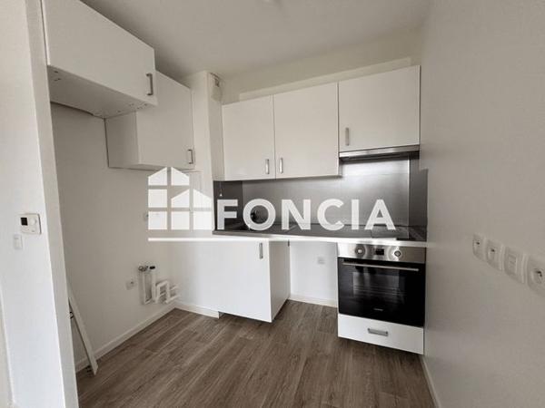 Location Appartement 3 pièces 57.9 m² - 26 RUE DE BAZINCOURT Verneuil Sur Seine 78480