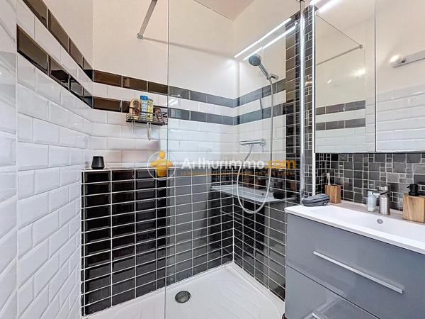 Vente Appartement 5 pièces 80 m2 à Bourgoin-Jallieu