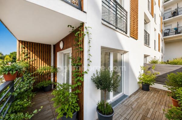THORIGNY SUR MARNE (77400) - APPARTEMENT 3 PIECES 70M2 - 2 CHAMBRES - LUMINEUX - TERRASSE - RESIDENCE RECENTE - CAVE - PARKING EN SOUS-SOL