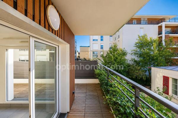 THORIGNY SUR MARNE (77400) - APPARTEMENT 3 PIECES 70M2 - 2 CHAMBRES - LUMINEUX - TERRASSE - RESIDENCE RECENTE - CAVE - PARKING EN SOUS-SOL