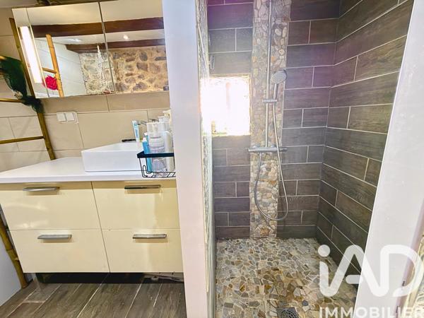 Maison à vendre 6 pièces 114 m² Peyrolles-en-Provence