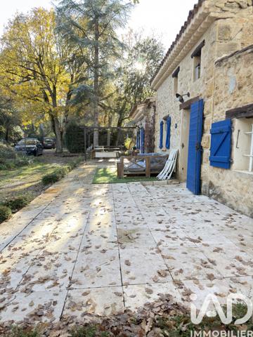 Maison à vendre 6 pièces 114 m² Peyrolles-en-Provence