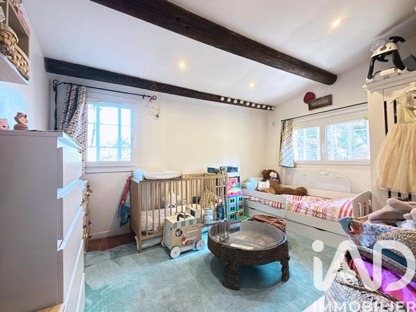 Maison à vendre 6 pièces 114 m² Peyrolles-en-Provence