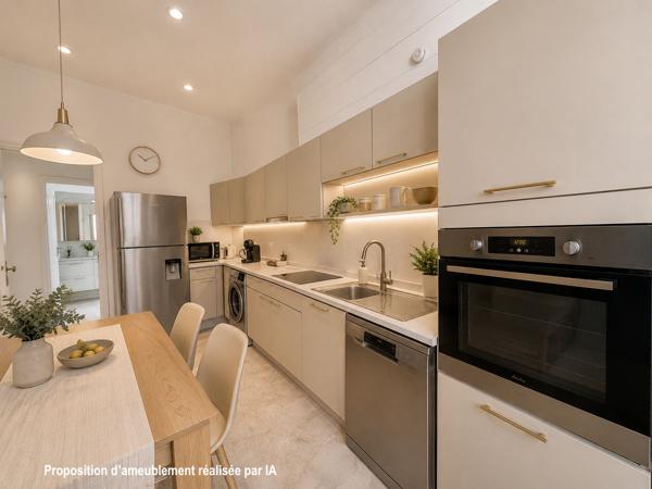NICE CENTRE – JEAN MÉDECIN – Appartement 4 pièces de 100 m² – 3 chambres – Ascenseur