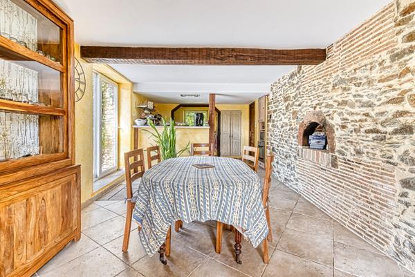 Longère en pierre St Denis D Anjou 8 pièce(s) 250 m2