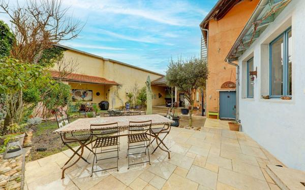 Maison à vendre    5 pièces •  Caluire-et-Cuire