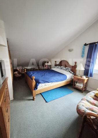 Spacieuse maison de ville - Calme, sans vis- à- vis - proche gare !