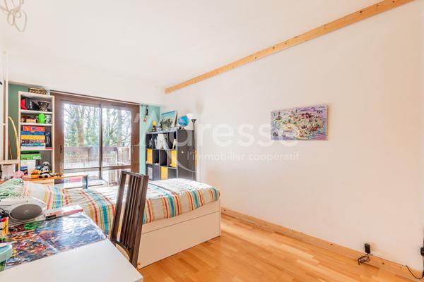 ATHIS-MONS Résidence du Clos Perault 5 pièces 92 m² Idéal famille