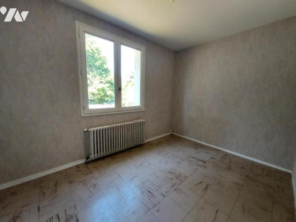 MAISON TYPE F4 -  CHALETTE SUR LOING  QUARTIER CALME