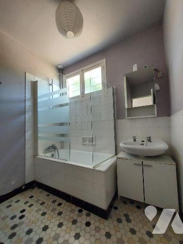 MAISON TYPE F4 -  CHALETTE SUR LOING  QUARTIER CALME