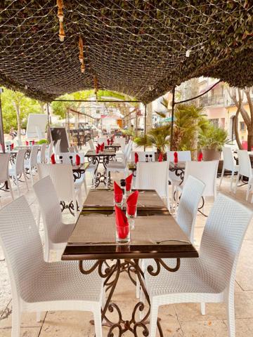 RESTAURANT  PLACE DE VENCE