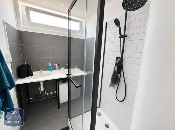 Appartement à louer 4 pièces 65.73m² Le Mans (72000)