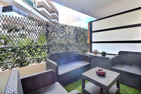 Appartement 2 pièces avec terrasse 8m2