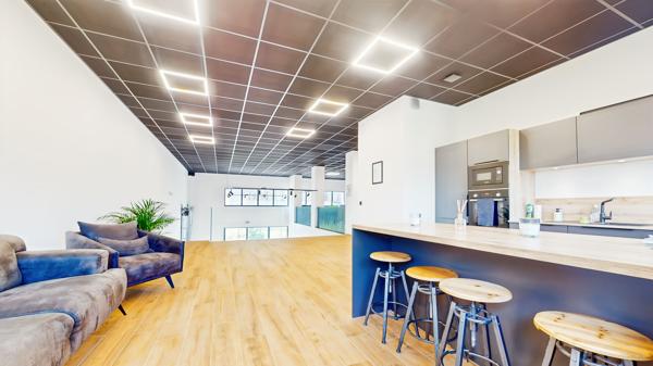 EPAGNY LOCAL D'ACTIVITE DE 350 mètres carrés